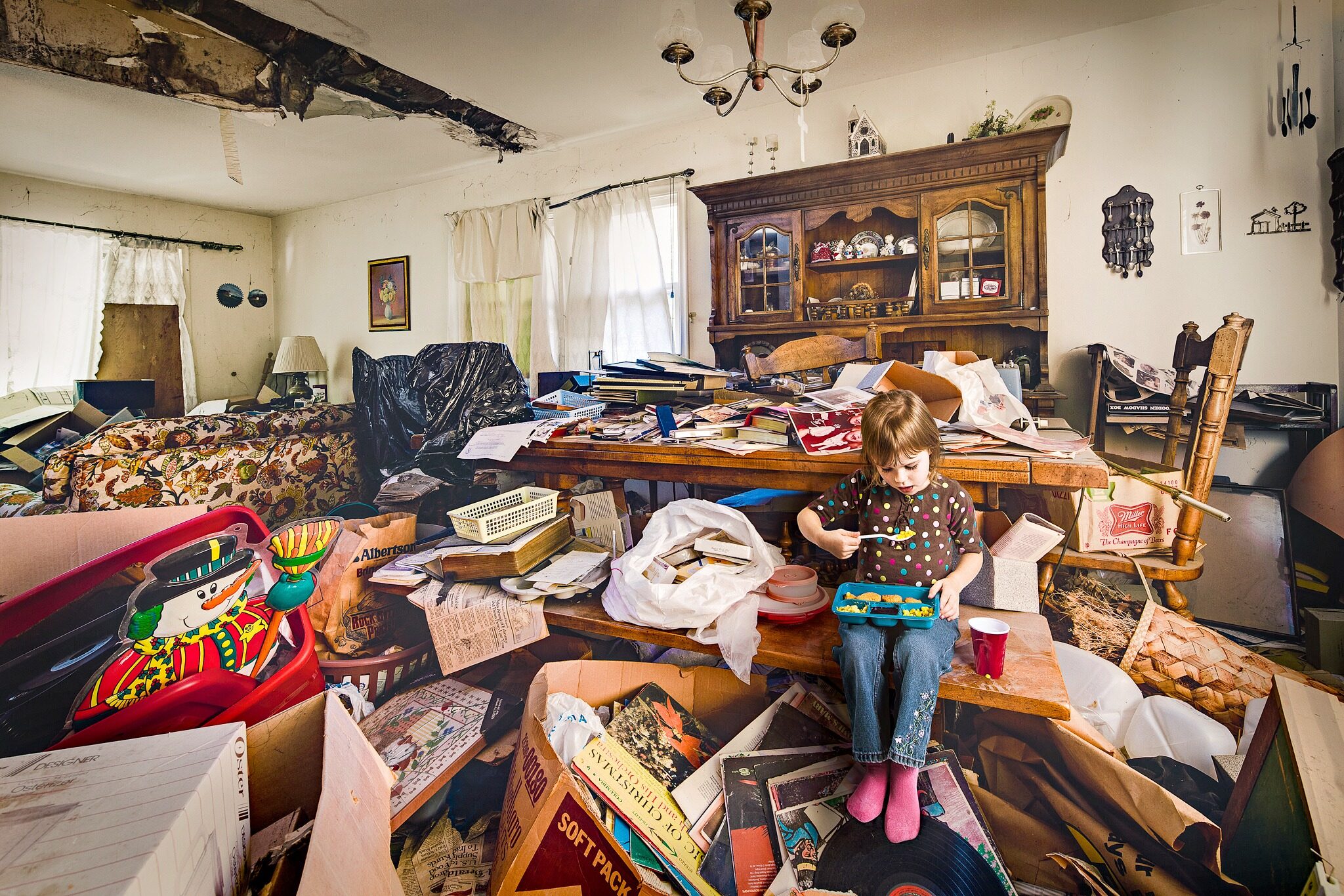 Hoarder Home Trash and hoarding build-up